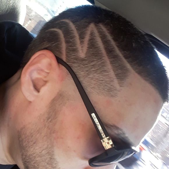 Meet your Posher, Cesar - Picture 1 of 1